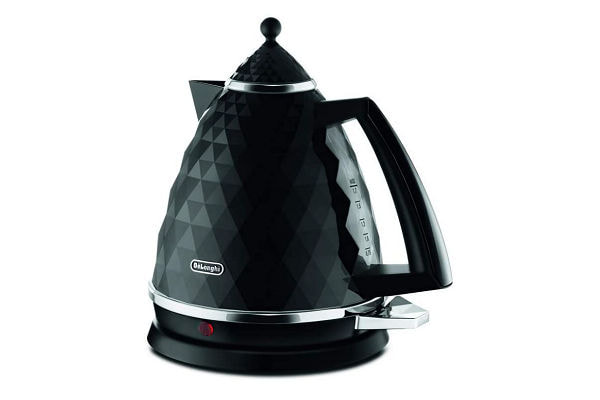 De'Longhi Brilliante Kettle, anti-scale filter, 1.7 Liters, 360° swivel base, KBJ3001BK, Black